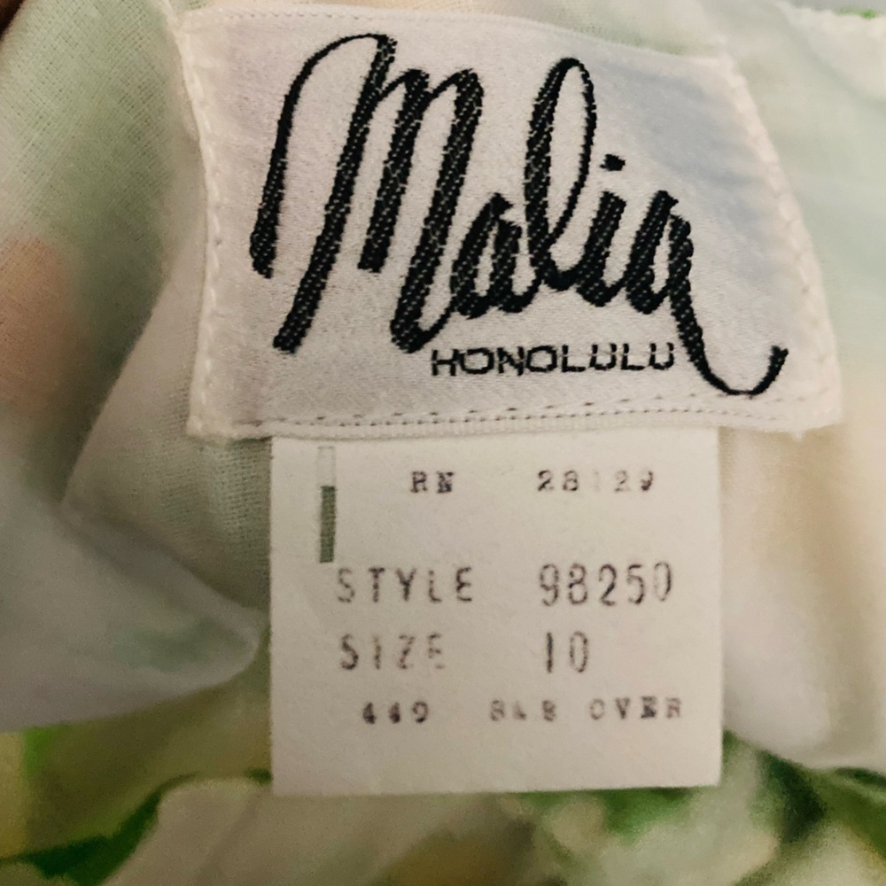 Vintage 70s Malia Hawaiian maxi dress in yellow, white and green daisy print. - Picture 4 of 4